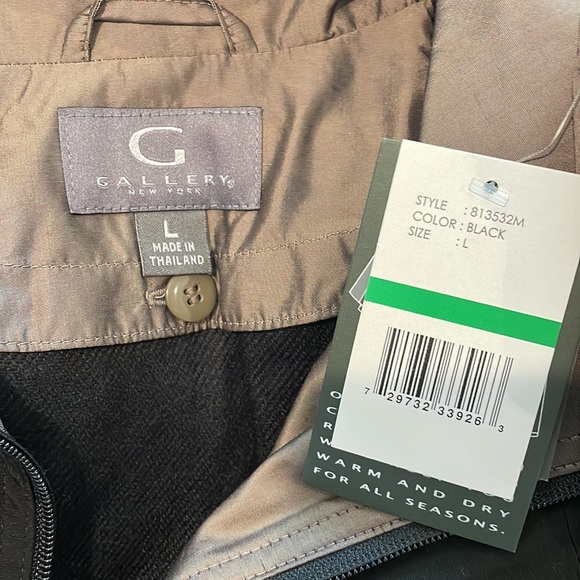 GALLERY Hooded Raincoat with Liner Black - Picture 10 of 12